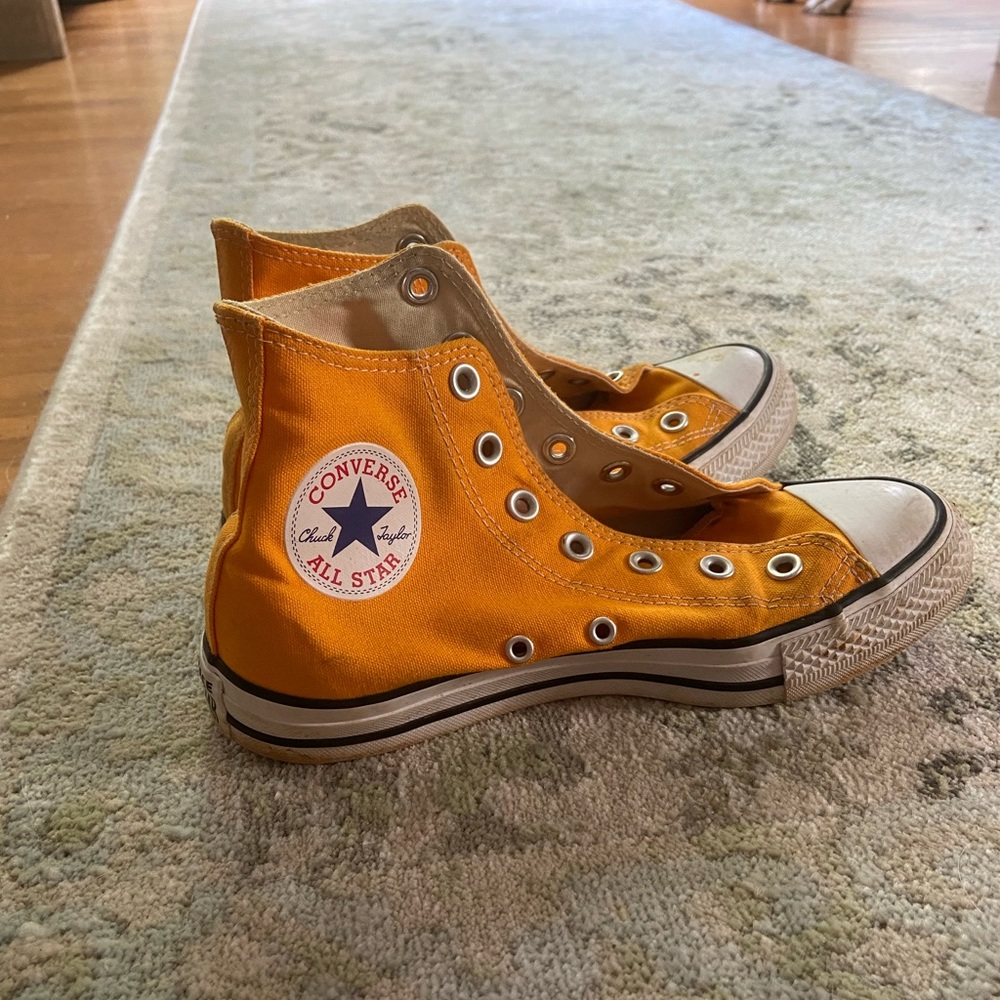 Orange converse